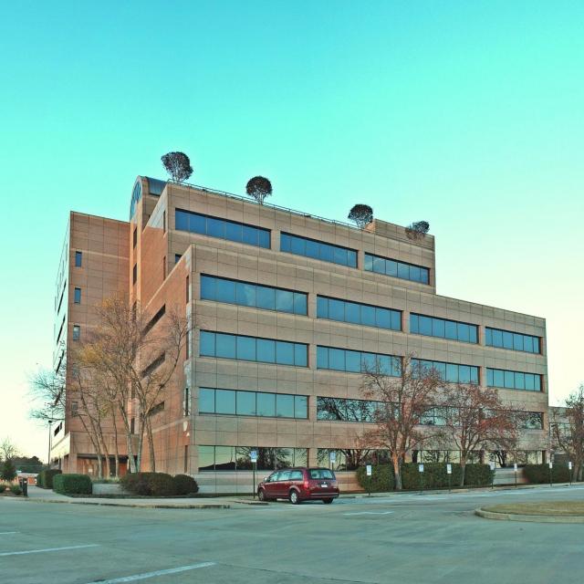 Exterior photo of Tower Place building in Monroe, Louisiana